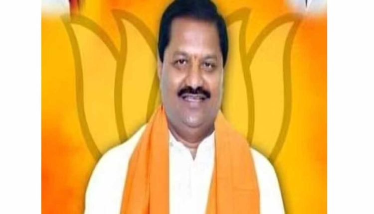 Shock for BJP as former MLA resigns at the time of Munugodu by-election
