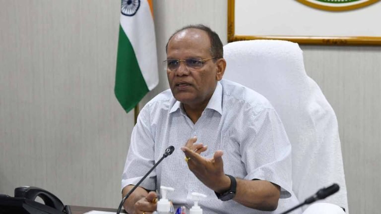 Centre Relived Chief Secretary Somesh Kumar From Telangana