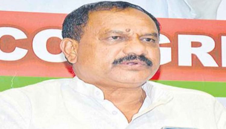 TRS, BJP enacting 'mutual exchange of BC leaders' to lure Munugode voters: Congress