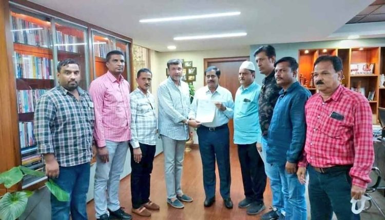 Akbar Owaisi seeks early Metro Rail connectivity to Old City