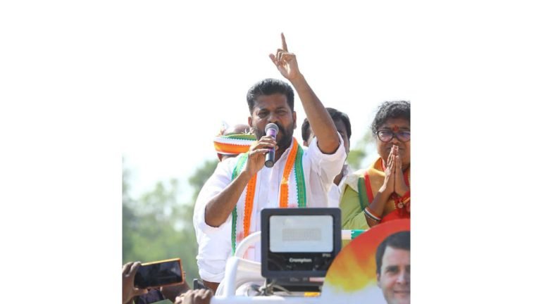 Revanth demands judicial probe into “Cash for MLAs, says KCR, KTR culprits
