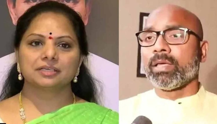 Kavitha Threatened to Slap Arvind With Slipper