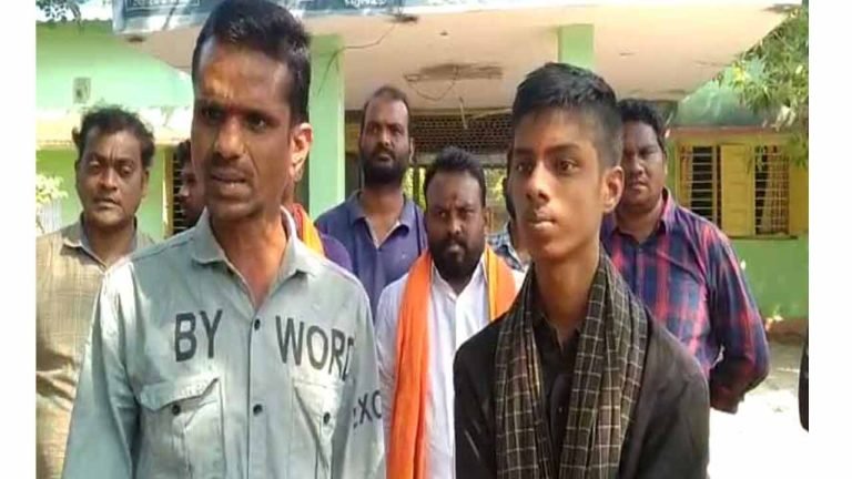 Student Wearing Ayyappa Mala Not Allowed In Singareni High School