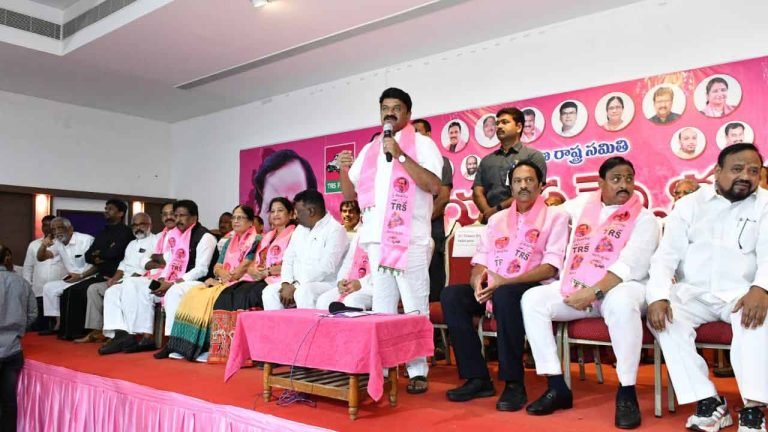 TRS To Hold Massive Public Meeting To Show Its Strength