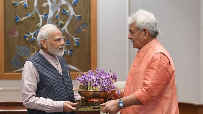 Lt. Governor of Jammu & Kashmir calls on PM