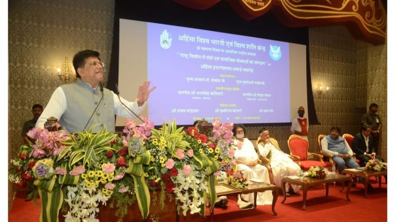 India presents a bright spot amidst the gloom prevailing in the world: Piyush Goyal