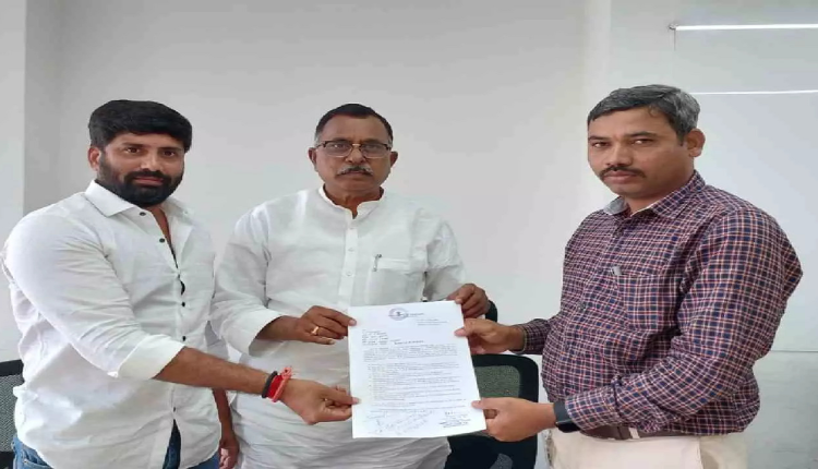 Police Issued Notice To Congress Poll Strategist Sunil Kanugolu