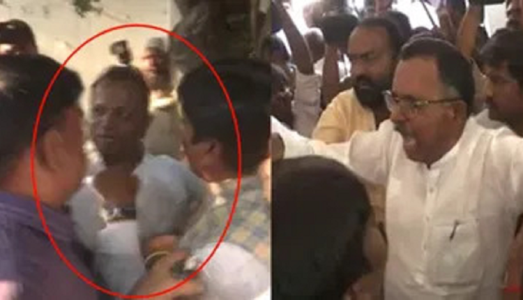 Clash Of Congress Leaders Before Digvijay