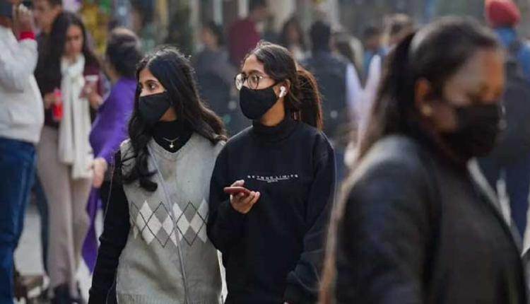 India Urges Mask-Wearing as China's New Pneumonia Virus Raises Concerns