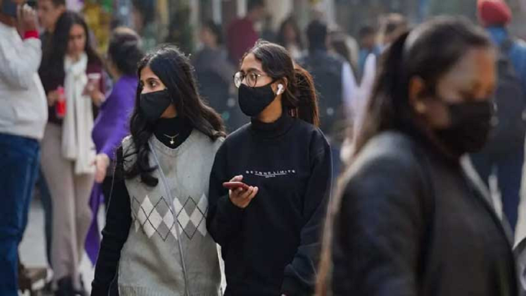 India Urges Mask-Wearing as China's New Pneumonia Virus Raises Concerns