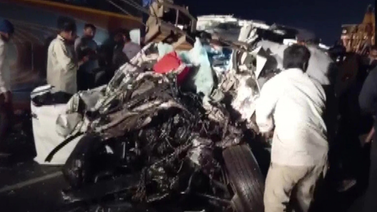 PM Modi condoles the loss of lives due to a road accident in Navsari
