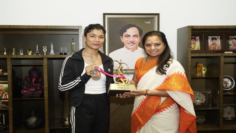Boxer Nikhat Zareen Meets MLC Kavitha