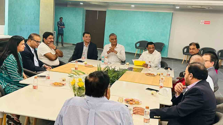 Team Of American Doctors Met With Harish Rao