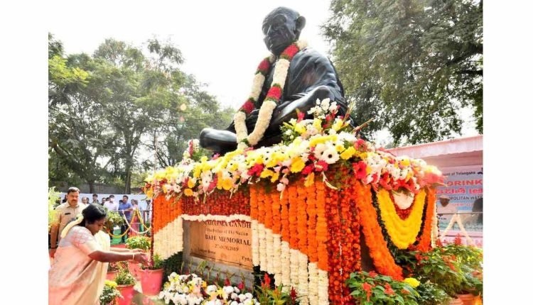 Governor Offered Floral Tributes At Bapu Ghat