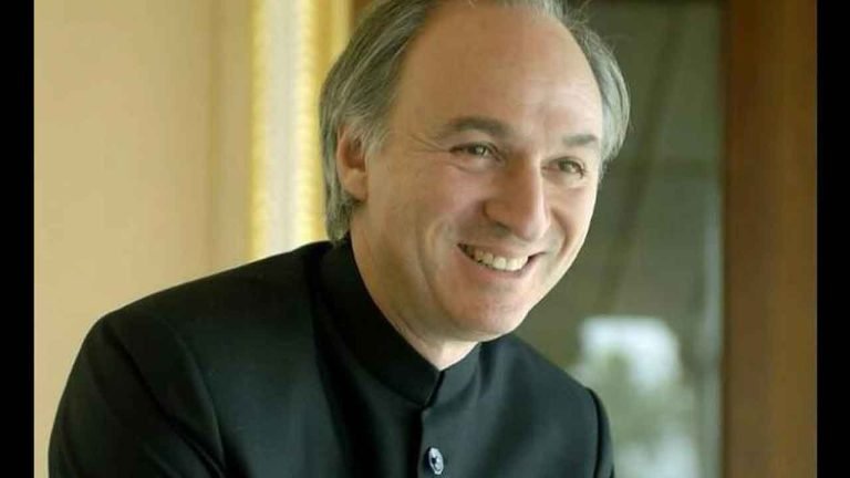 Azmat Jah To Succeed As Nizam Of Hyderabad