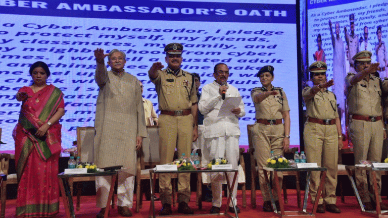 Misuse of cellphones By Youngsters May Ruin Generation: Mahmood Ali