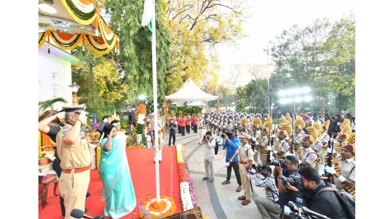 Telangana Governor hoists the National Flag at Raj Bhavan