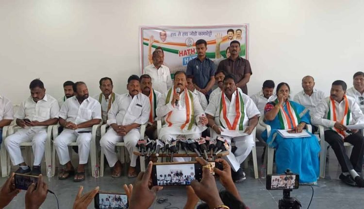 KCR misused public funds to conduct the Khammam meeting: Shabbir