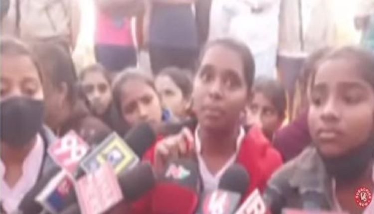 Sircilla Residential School Students Protest Over Harassment By School Watchman