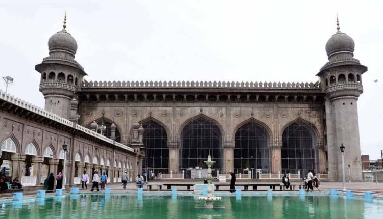 Hyderabad Mecca Masjid Works Expected to Be Completed Before Ramadan
