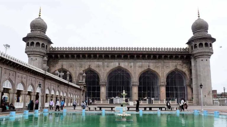 Hyderabad Mecca Masjid Works Expected to Be Completed Before Ramadan