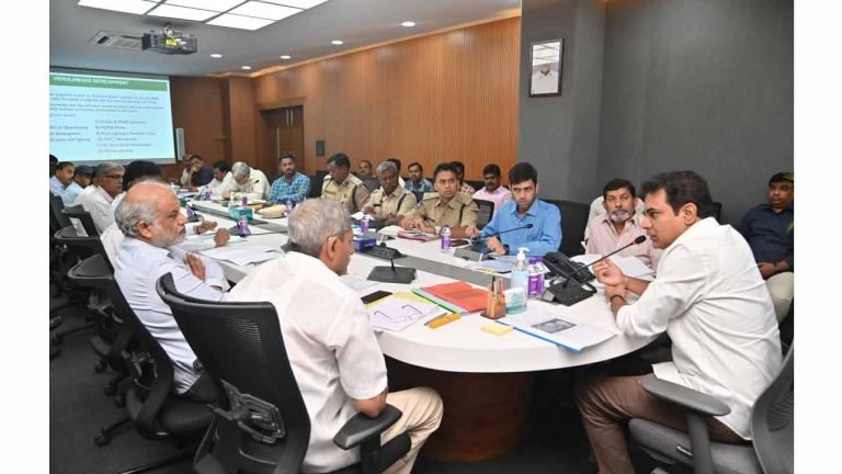 Vemulawada Will Be Developed On Lines Of Yadadri Temple: KTR 