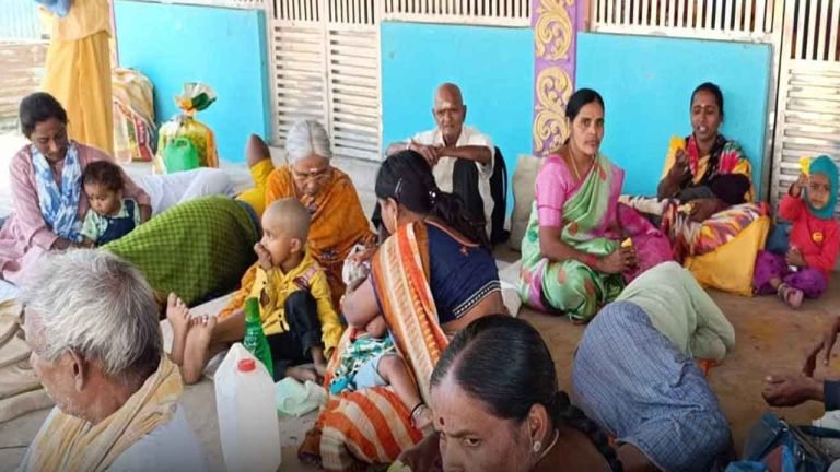 Devotees Turn Away Due To Restriction To Konadagattu Darshan For KCR's Visit
