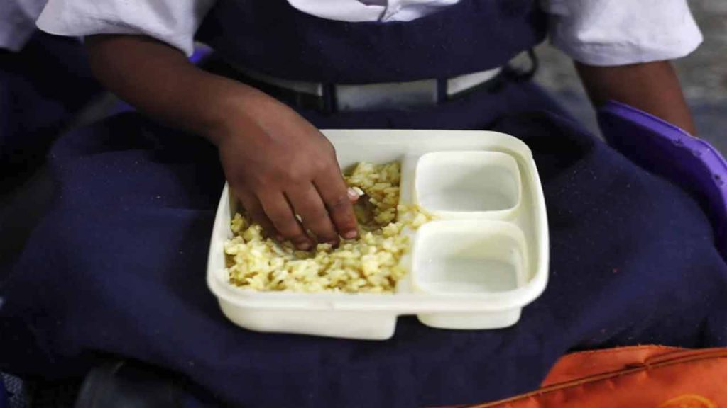 One More Incident Of Food Poisoning at Govt. School, 15 Students Fell Ill | Representative Image