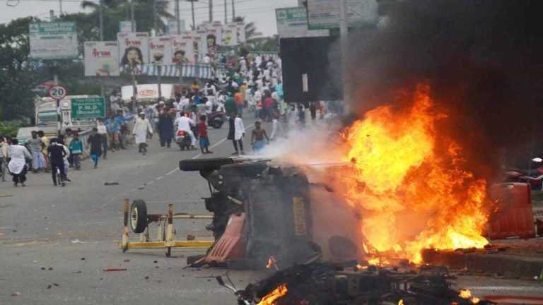 Neither Hindus nor Muslims are responsible for the Howrah violence, CM Mamata Blames BJP and Bajrang Dal