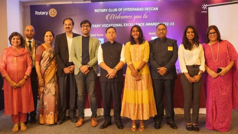 Sandeep Sultania presents Rotary Vocational Excellence Awards