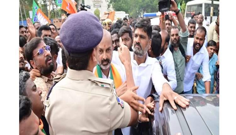 Bandi Sanjay Arrested On The Way To TSPSC Office