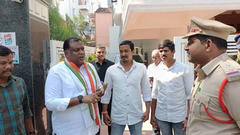 As Revanth Reddy Appears Before SIT; Many Congress Leaders Were Detained In City 