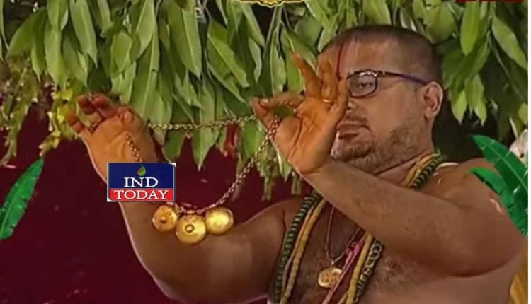 Bhadhrachalam: Indrakaran Reddy Presented Silk Clothes To Sitarama Marriage