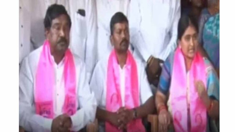MLA Rajaiah Went To Sarpanch Navya's House