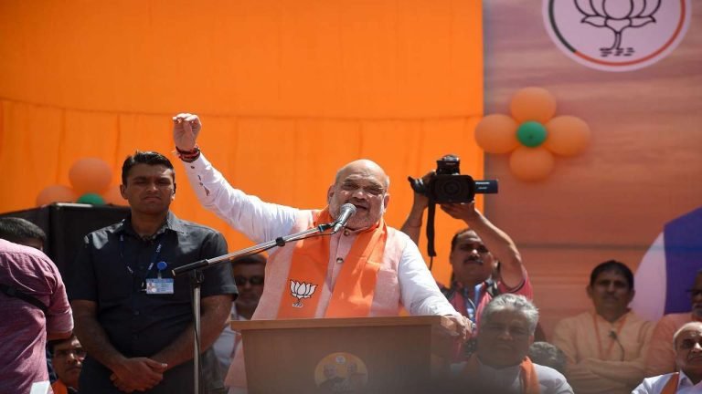 Amit Shah Held Emergency Meeting With Party Leaders