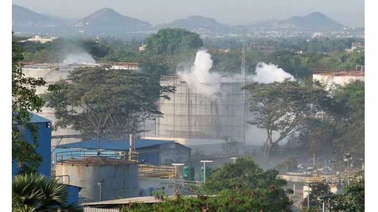 11 People Died Due To Gas Leak In A Factory