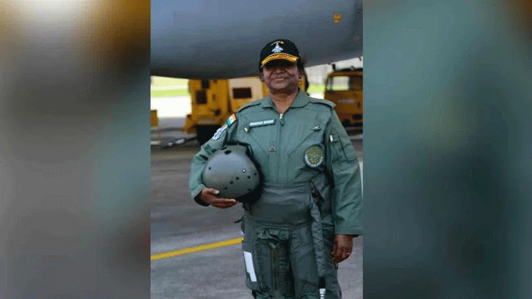 Assam: President Murmu Takes Historic Sortie in Sukhoi 30 MKI Fighter Aircraft