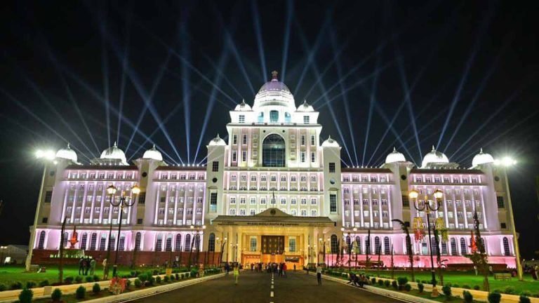 Opposition Parties Stayed Away From Secretariat Building Inauguration