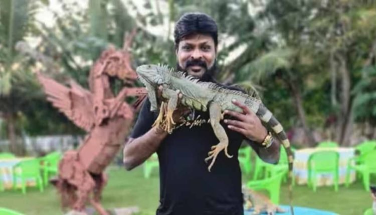 Chikoti Praveen Security Personnel In Police Custody