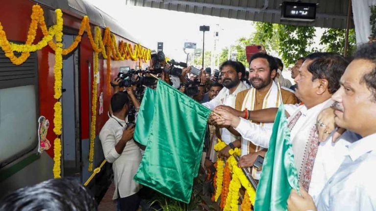 Palamuru-Vishakapatnam Express Train Inaugurated