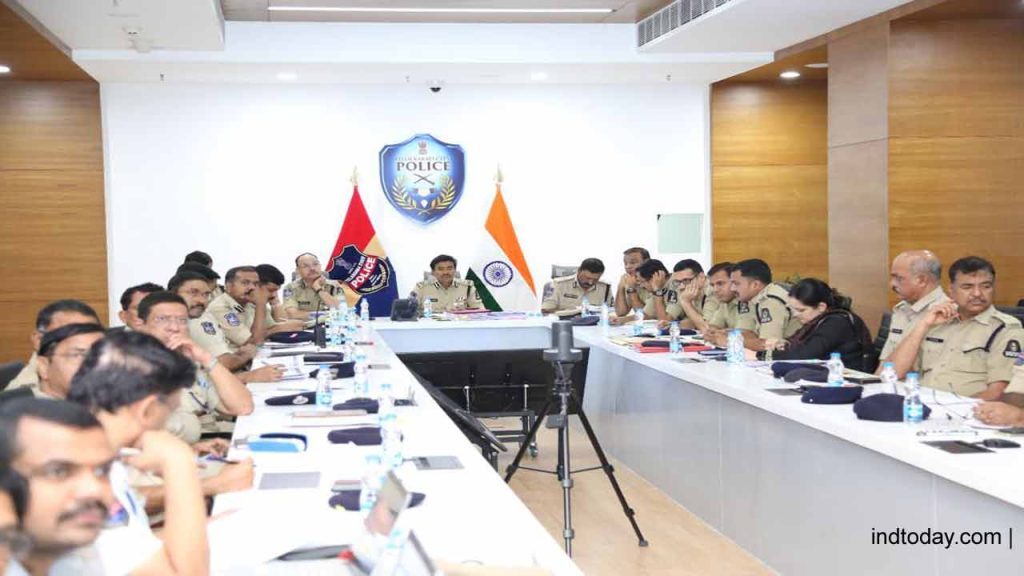 Hyderabad Police Holds High-Level Crime Review