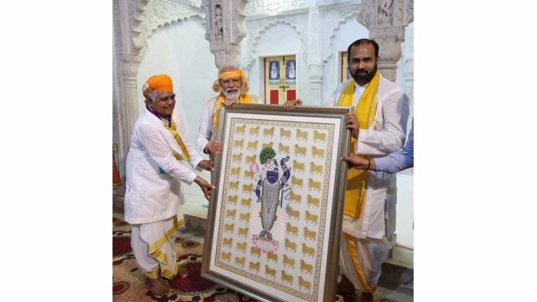 PM performs darshan and pooja at Shrinathji Temple in Rajasthan