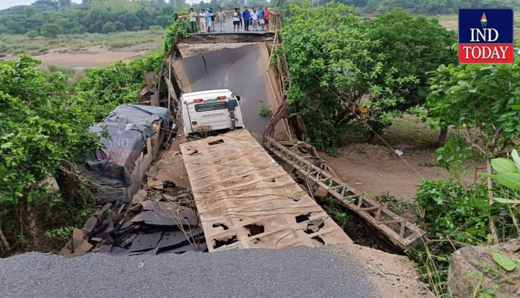 British-Era Bridge Collapsed in Srikakulam, Know How?