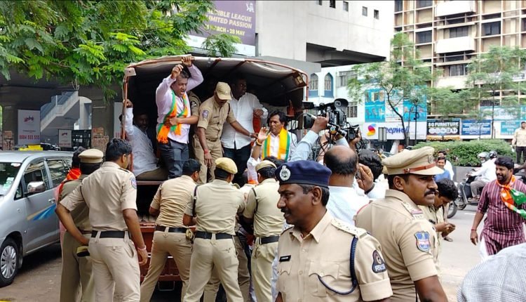 Tense Atmosphere At Gandhi Bhavan Over Bajrang Dal Activists Called Reciting Hanuman Chalisa: Heavy Police Deployed