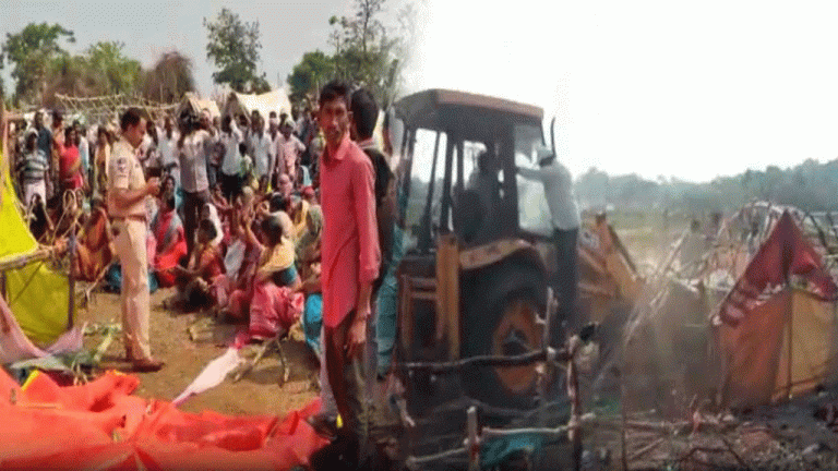 Extreme Tension In Mahabubabad: Police Removed Poor People's Huts Forcefully