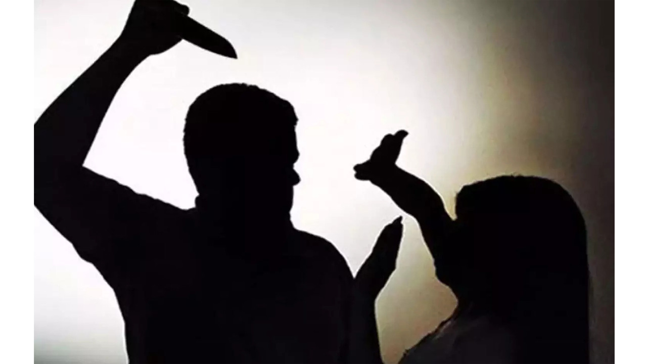 Man attacks girl after she refuses love proposal in Sangareddy ...
