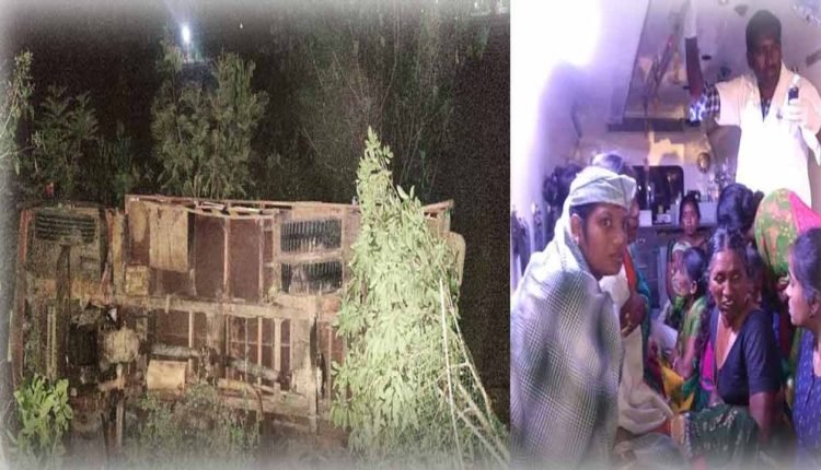 Fatal Road Accident In Nizamabad, 20 People Injured