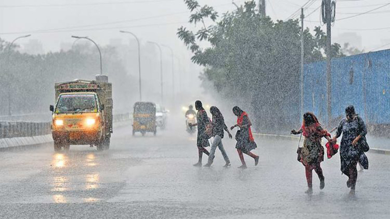 Rains In Telangana To Continue For 8 More Days