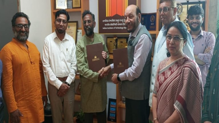 MANUU Signs MoU With IIIT Hyderabad