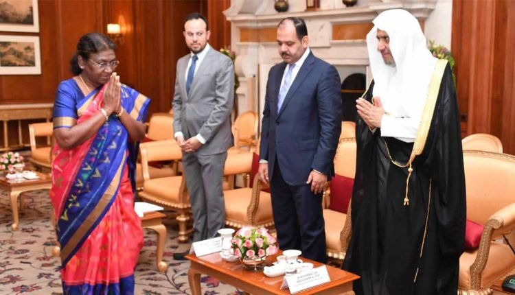 Muslim World League Chief Dr Mohammad bin Abdulkarim Al-Issa Meets President Murmu